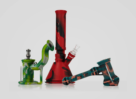 Rigs vs. Water Pipes: How Do They Compare?
